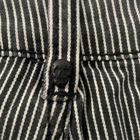 Lovesick Black&White Stripe High Waisted Shorts - Picture 3 of 6